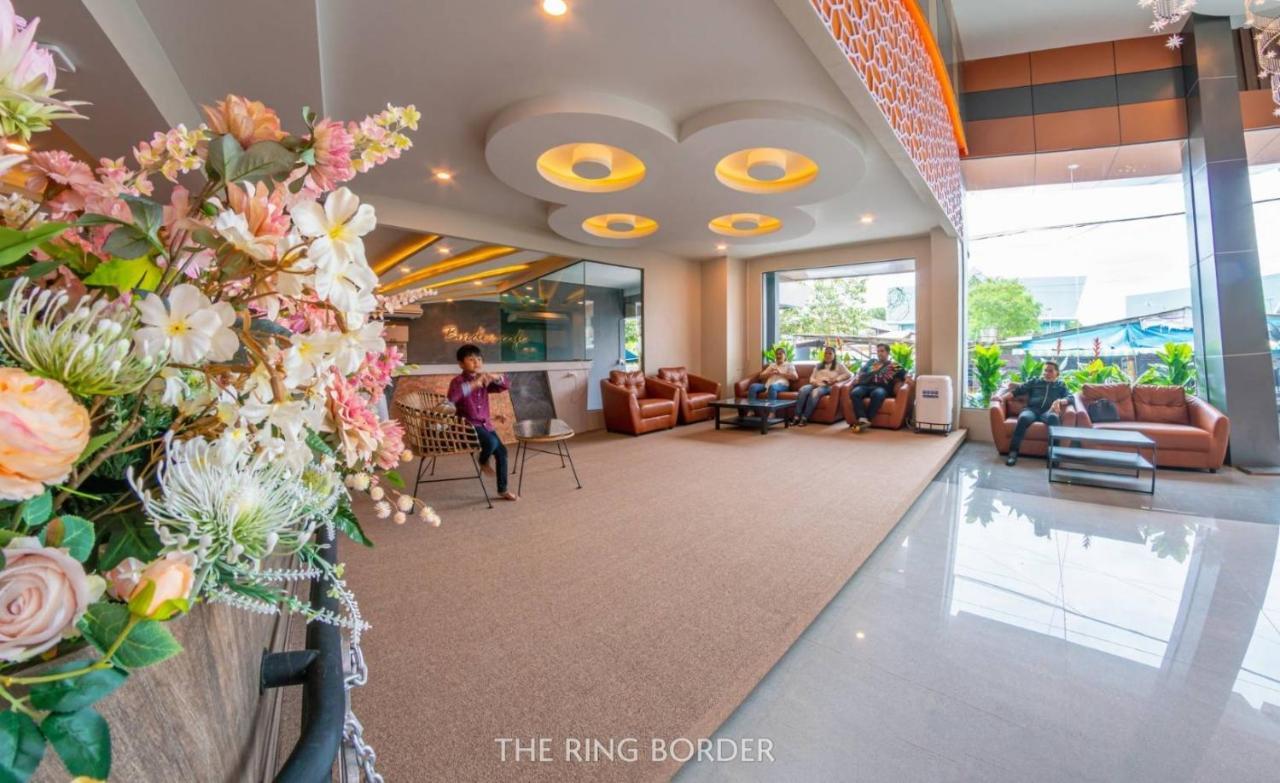 Hotel The Ring Border à Ban Khlong Phruan Extérieur photo